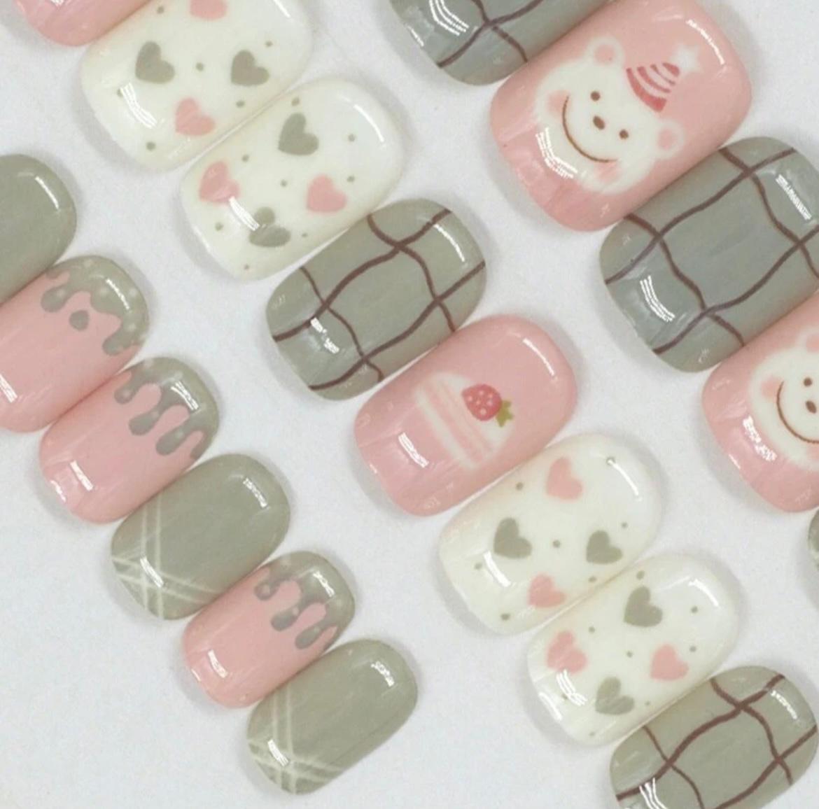 24pcs Christmas Elements Glossy Short Squar