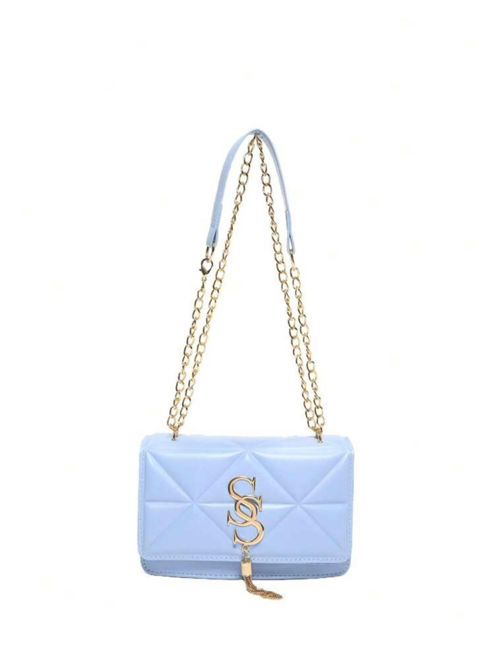 Korean quilted letter pattern