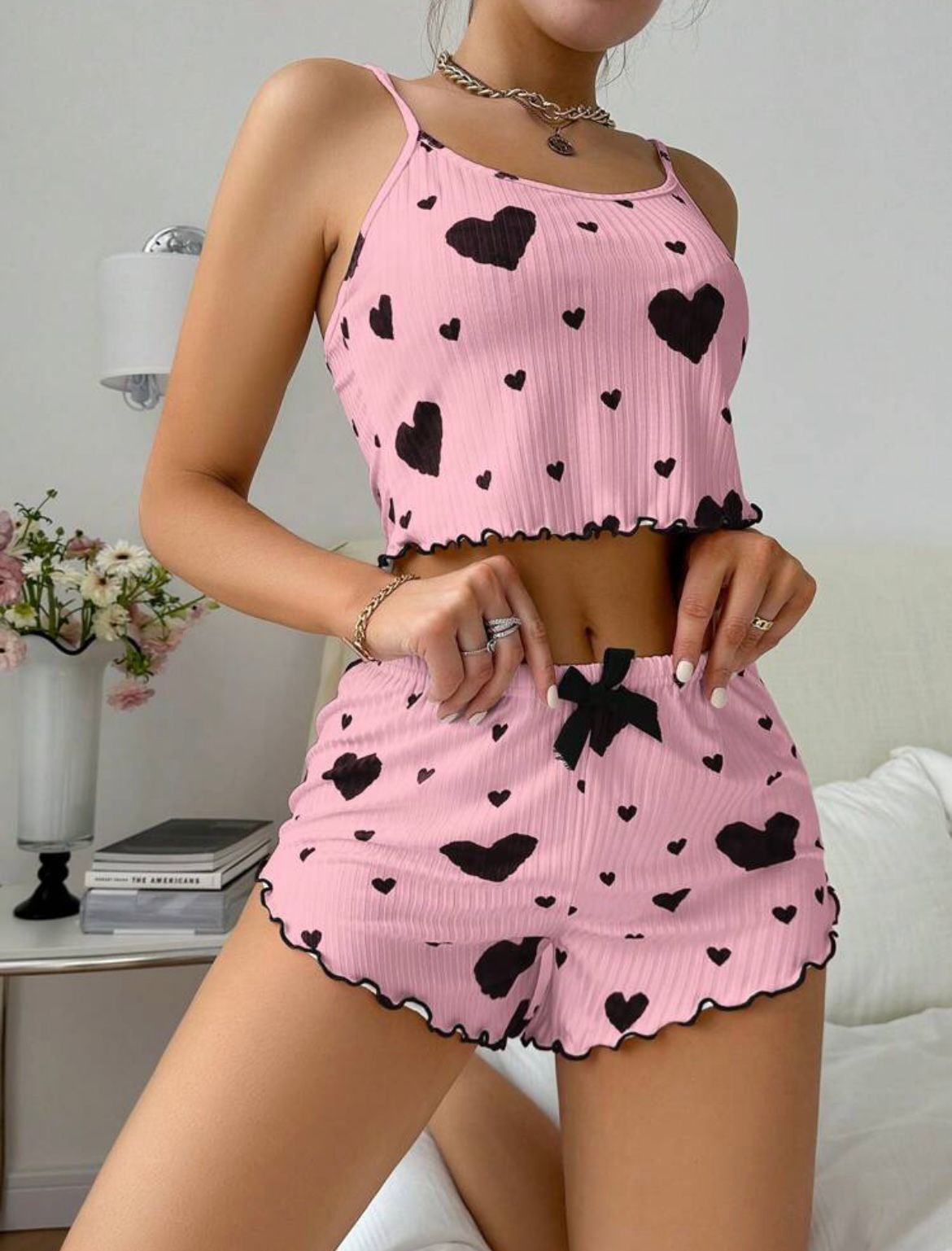 Top and short set PJ