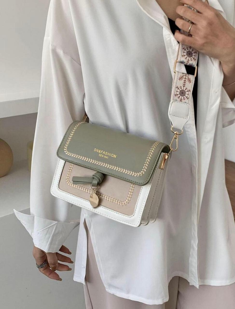 Fashionable Bag For Women