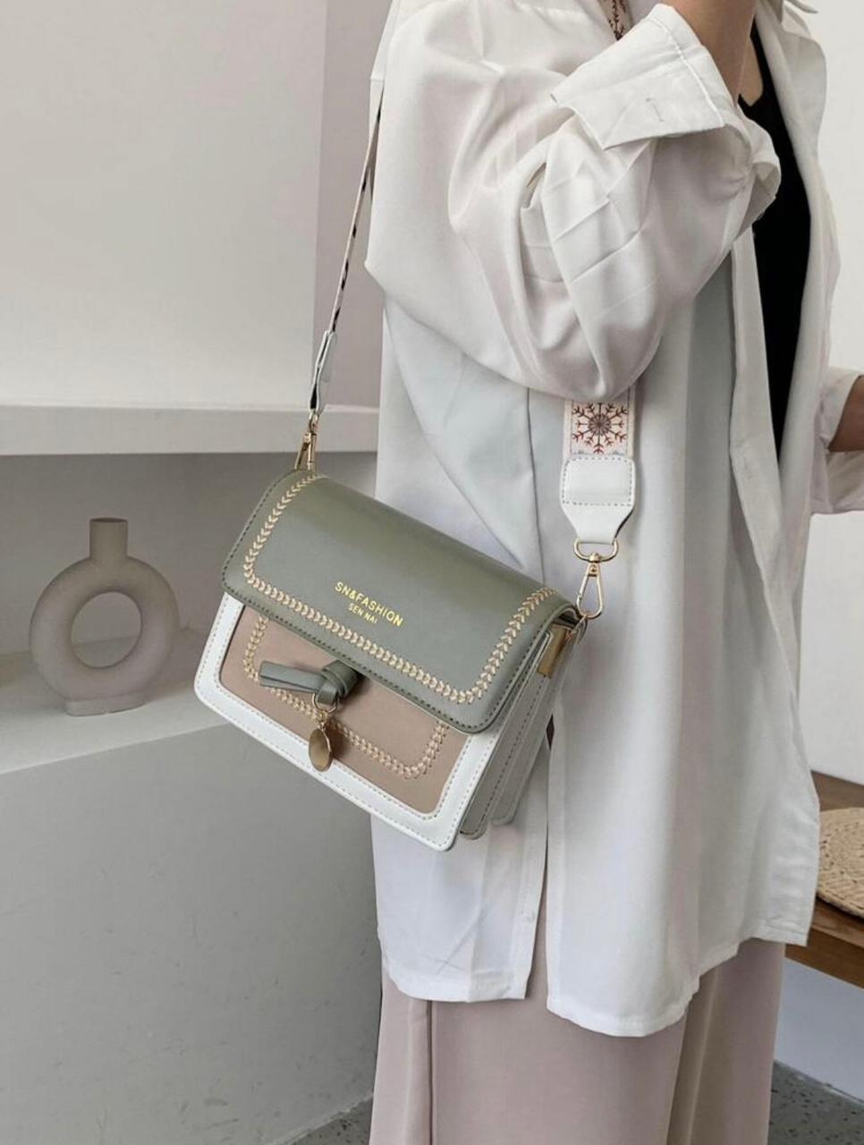 Fashionable Bag For Women
